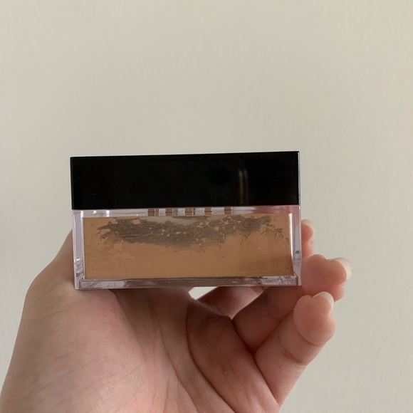 makeup bundle🤍 - Picture 4 of 8